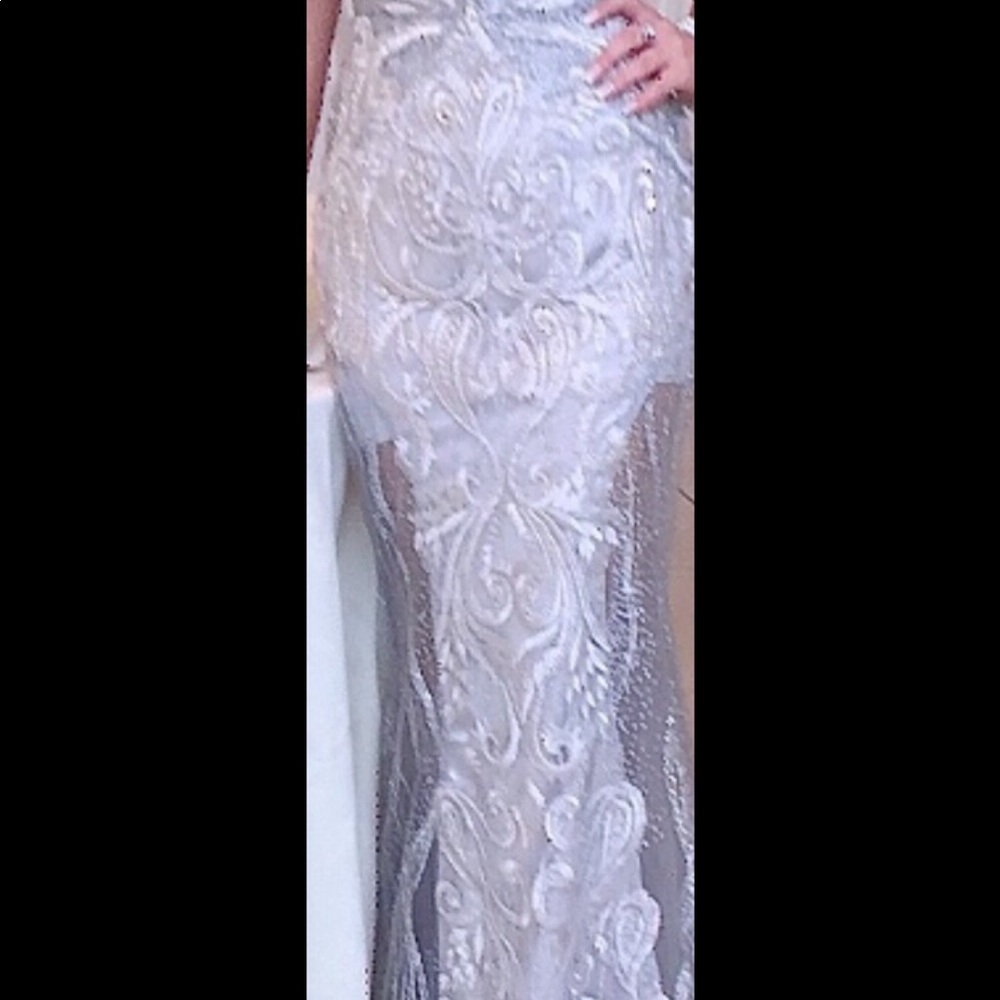 Dress - Picture 5 of 6